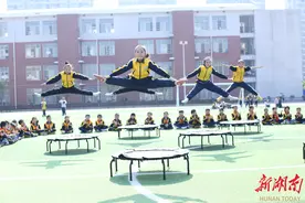 宁远县德源小学：特色课间 动感校园图片