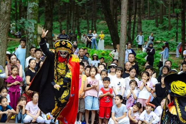暑假余额告急！学生免门票游白云山，解锁夏日清凉狂欢模式～