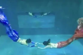 日本名古屋“美人鱼学校”火了！吸引男女老少都去学图片