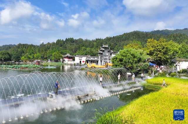 世界遗产村 国庆文旅热