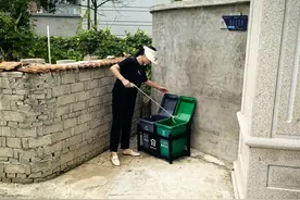 垃圾分类达人丨胡卫琴：垃圾分类“星”时尚图片
