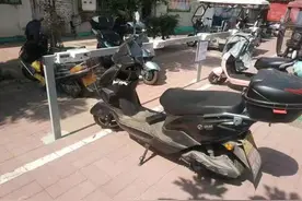 平顶山卫东区：安装充电桩安全又便民图片