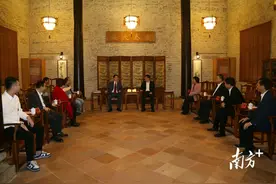 黎沛荣会见恩平爱国侨领：常回家看看，参与家乡建设图片