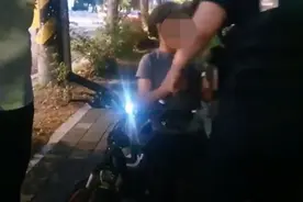 屡教不改！连扇副校长5个耳光的韩国小学生 偷自行车被警察逮个正着图片