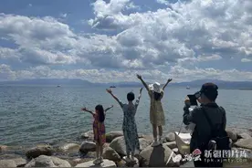 治水兴水看新疆丨越来越美的赛里木湖实现“双赢”图片