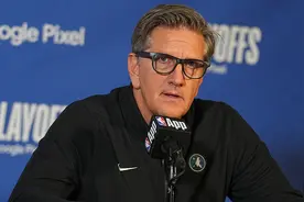 Woj：森林狼与主帅克里斯·芬奇达成四年续约协议图片