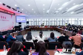 2025年长沙市优秀女性人才代表纪念“三八”国际妇女节座谈会举行，李铁华刘汇出席图片