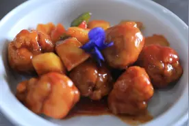 美食厨房丨咕咾肉图片