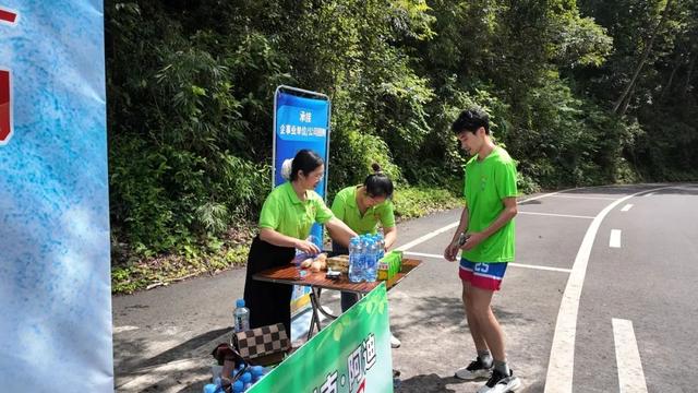 青春护航 丈量初心丨这场职工徒步活动的志愿服务超暖心～