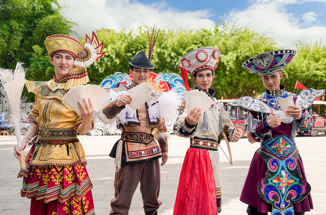 元旦假期，来云南民族村过佤族木鼓节