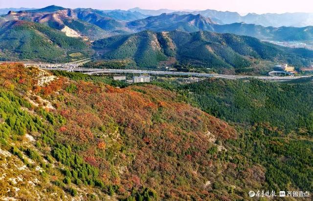 秋日限定！济南蚰蜒山红叶渐染