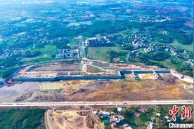 平陆运河钦州综合水上服务区主体工程结构完成图片