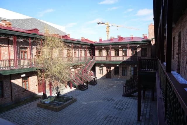 从推门见雪到推门见烟火，百年绸缎庄变身设计师酒店——来中华巴洛克历史文化街区，看历史街区与国际视野的“双向奔赴”