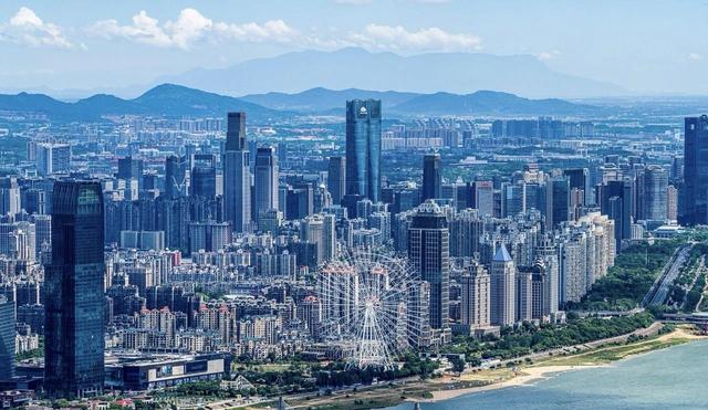 南昌：从“网红”到“长红”，中部崛起的新标杆