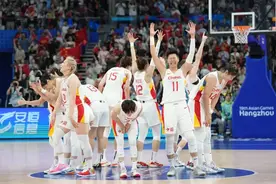 击败日本队！中国女篮，冠军！图片