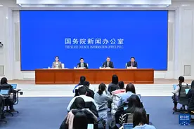 持续用力、更加给力 打好政策“组合拳”——财政部详解更加积极的财政政策图片