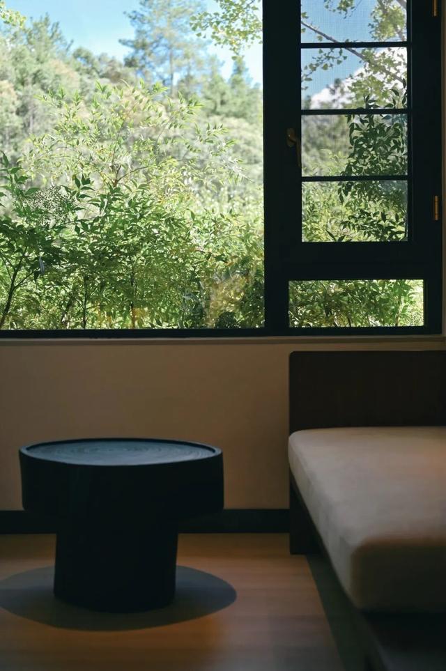 安纳班纳·泰宁 | 在时间的褶皱里，呼吸一场丹霞旧梦