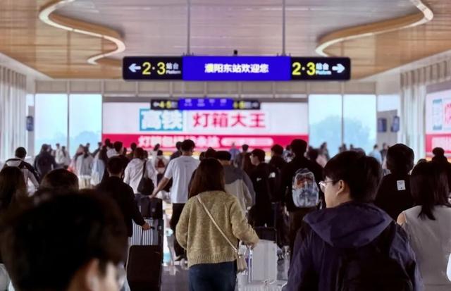 最近去这座全是“龙”的高铁站有福利！
