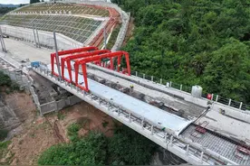 沪渝蓉高铁武宜段迎新进展，站前7标无砟轨道施工全面展开图片