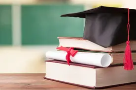 博士生导师起诉博士，学位论文著作权到底该归谁 | 新京报快评图片