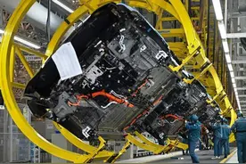 赛力斯发布2025年一季报 净利润同比激增240.6%图片