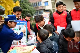 2024年四川开展消防志愿服务活动超万次，为居民筑起消防安全屏障图片