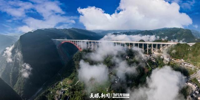 世界第一高桥设计者把作品写在山河间