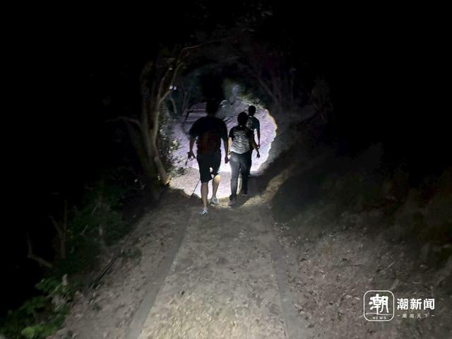 潮声丨月亮走我也走，夜爬中的别样风景