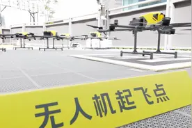 外卖飞上天 低空经济“加速跑”图片