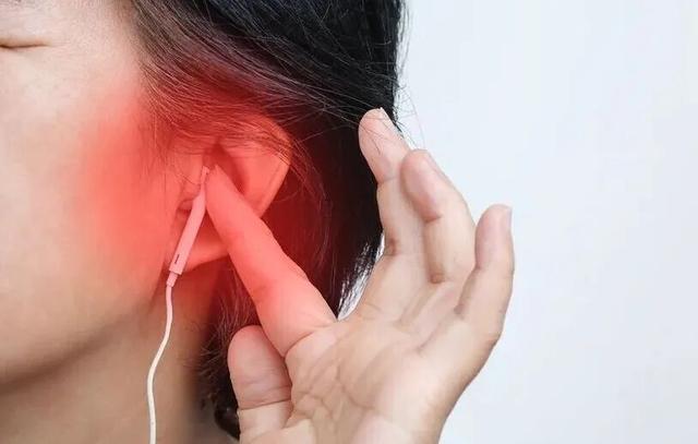 天天戴耳机的伤害，被低估了！