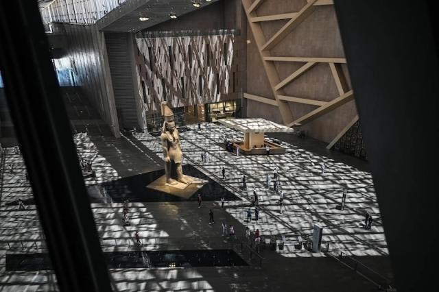 建了20年的大埃及博物馆终于开馆！图坦卡蒙、太阳船齐聚