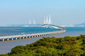 黄茅海跨海通道通车，珠海至江门车程缩至30分钟左右图片