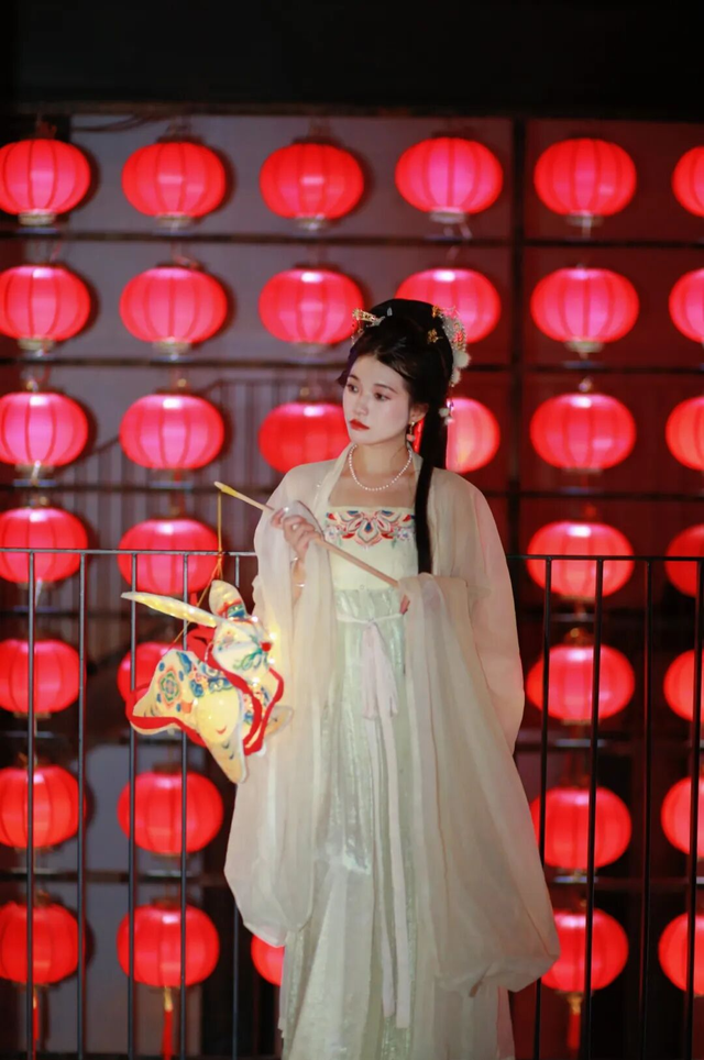 这条宝藏巷子，嗨玩攻略全公开！