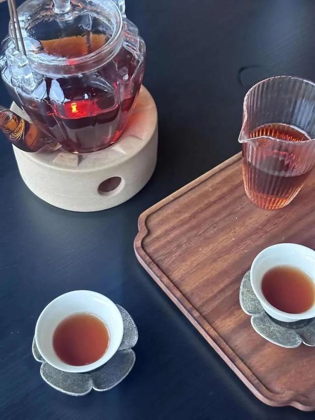 全网一致认定：最短的秋天，才是最贵的奢侈品