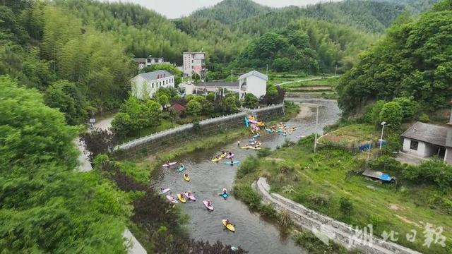 【融媒视点】崇阳：夏日“亲水经济”引爆文旅消费热情