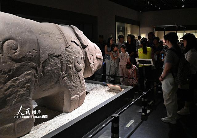 四川成都：暑假博物馆参观热