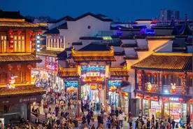 央视评论调休：众口难“调”，如何“休”好？图片
