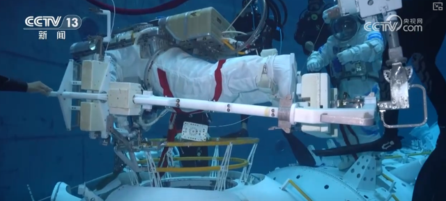 “70后”“80后”“90后”，出征！神舟二十一号乘组“跨界”也精彩