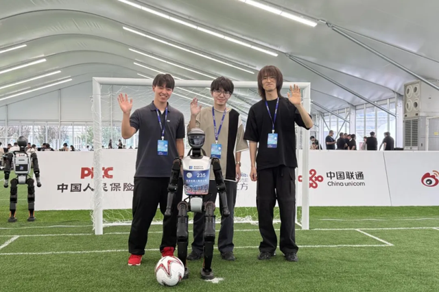 2025世界人形机器人运动会开票在即 首批外国赛队进驻实训基地