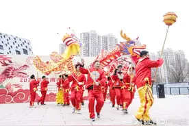 鼓子秧歌、花鞭鼓舞……济南市10支非遗队伍“劲舞”闹元宵图片