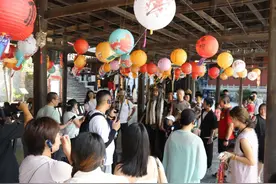 重庆彭水县：苗族风情，别样中秋图片