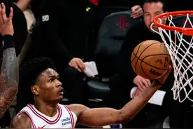 NBA常规赛：火箭胜爵士图片
