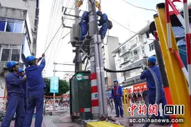 眉山供电：升级改造配电线路提升用电安全图片
