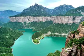 多地公告：暂停售票！一景区紧急致歉图片