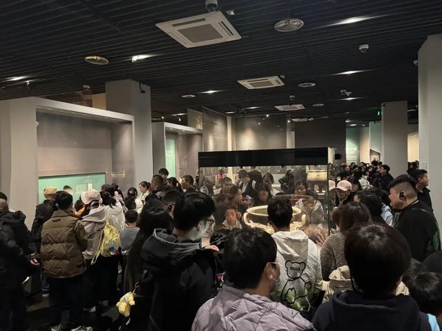 秋假带火淡季旅游市场，“以为又过了遍十一”