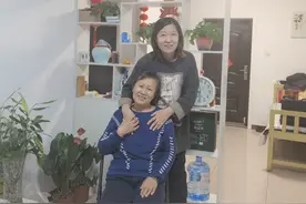 一句临终嘱托，她替友尽孝九年！“这样的闺蜜，人间值得”图片