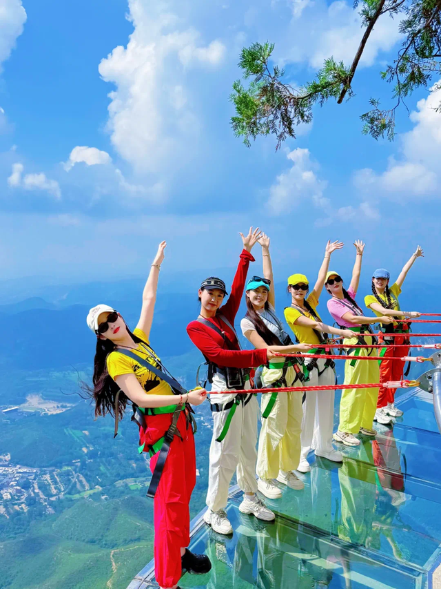 登山游涧、品茗听戏，这个宝藏度假地总有一瞬打动你→