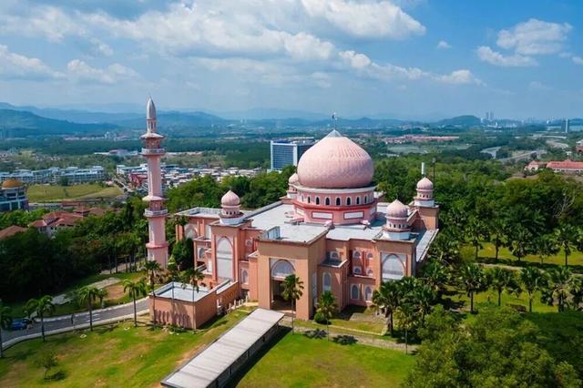 3岁到90岁都来了！南沙国际邮轮母港新年首航火爆出发！