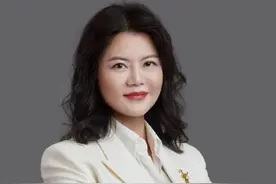 两会现场丨市人大代表陈茵明：有序开放加强管理 释放“地摊经济”红利图片