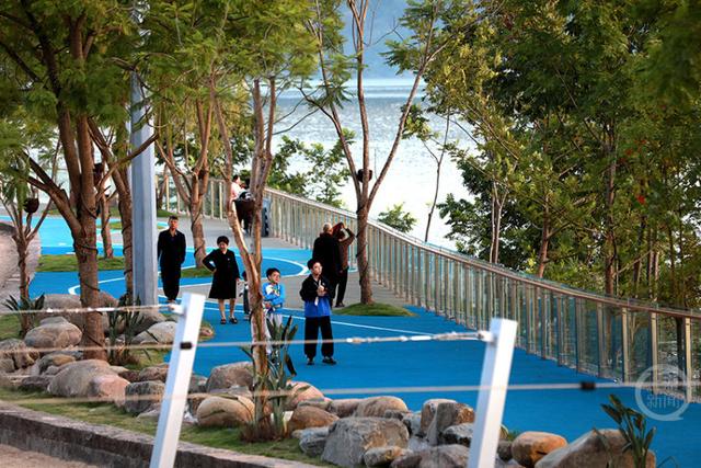 重庆云阳：高峡出平湖 风景美如画